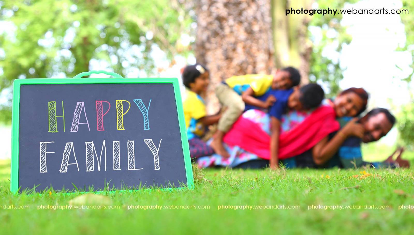 family_outdoor_photography_moments_anniversary_pondicherry-562
