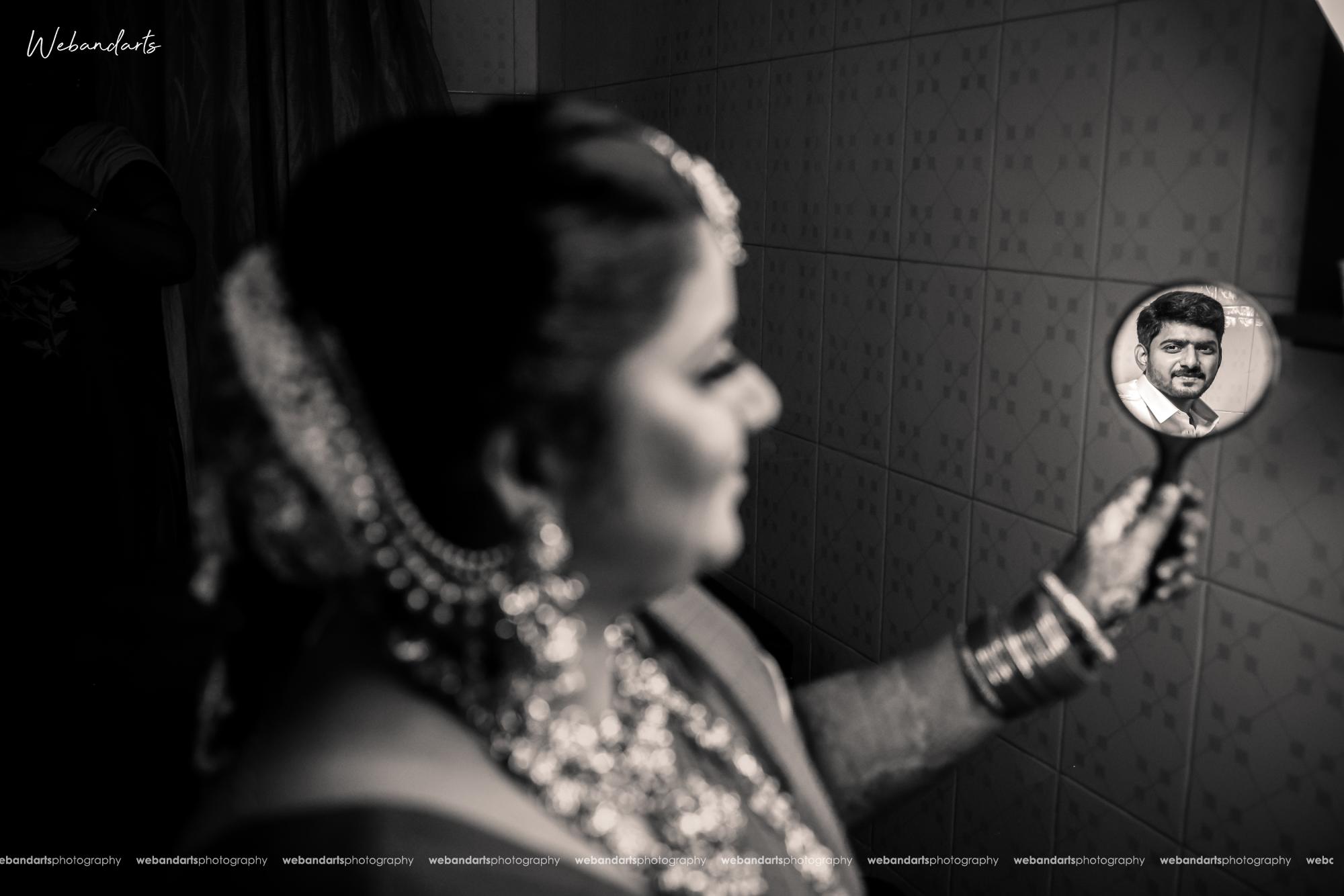 Candid wedding moments captured in Thirukadaiyur by Pondicherry photographers